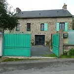 Hébergement de vacances L' Albizia Saint-Martin-de-Sallen