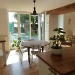 Hébergement de vacances L' Albizia Saint-Martin-de-Sallen
