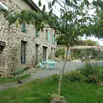 Hébergement de vacances L' Albizia Saint-Martin-de-Sallen