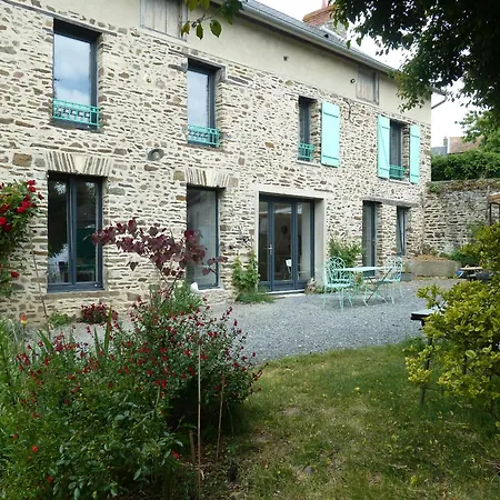 Hébergement de vacances L' Albizia Saint-Martin-de-Sallen